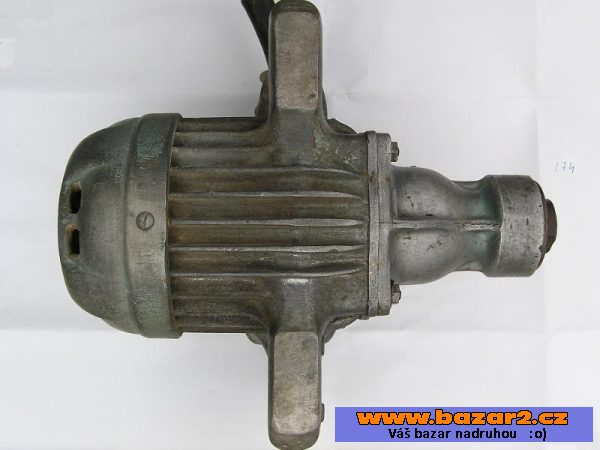 2ks elektrické vrtačky TD 304B