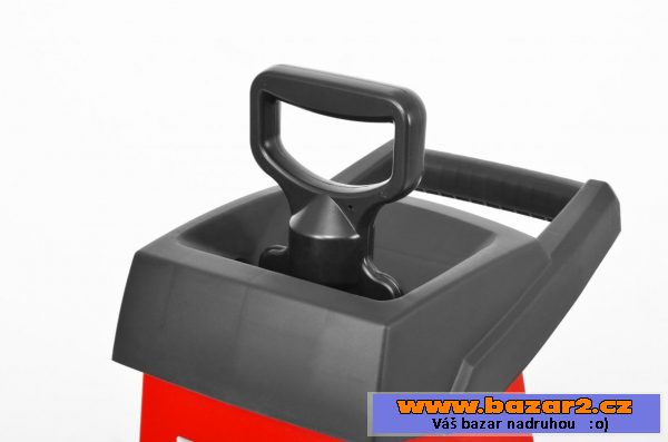 Zahradní drtič větví Hecht 624 BOX