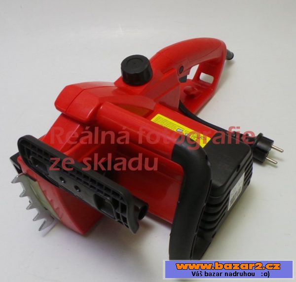 Elektrická řetězová pila Hecht 2216