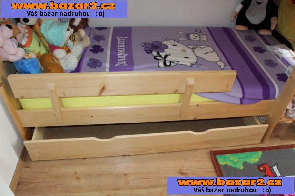 Prodám palandu - 2 roky starou - masiv smrk