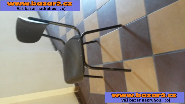 Patrové postele