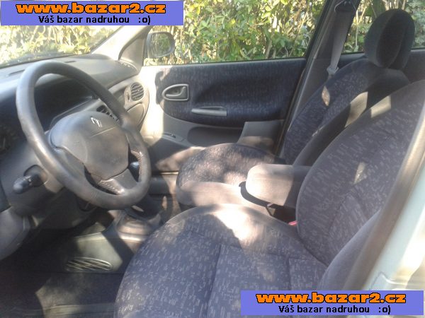 Renault 1.4.16v 2002