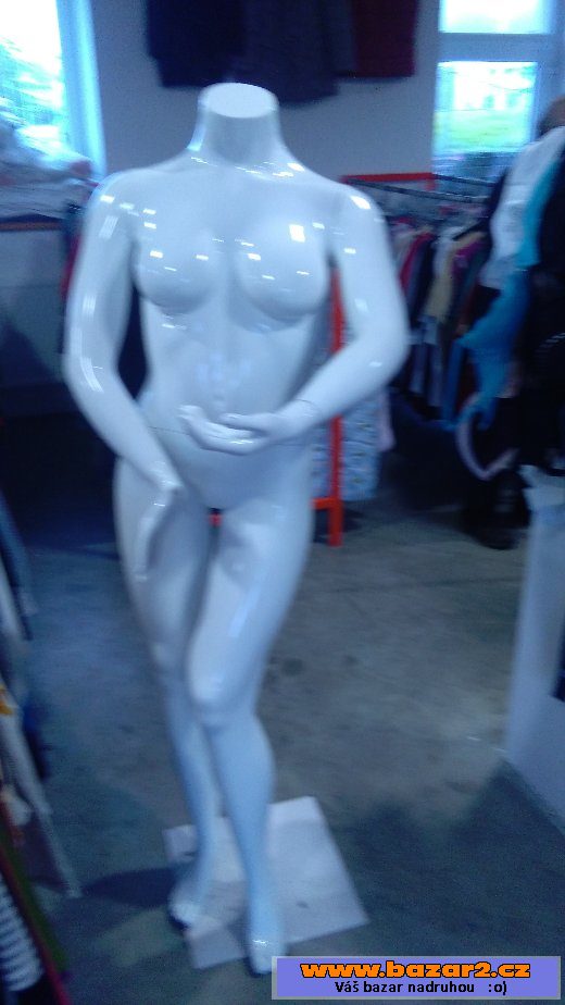Dámská figurína lidská velikost