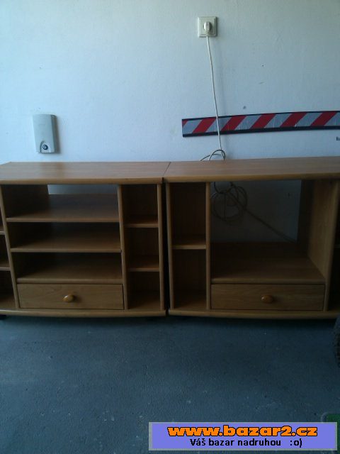 2x Tv stolek za 500