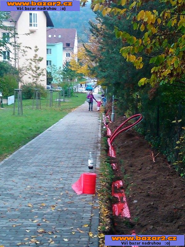 Výkopy inženýrských sítí - bouraci prace TEL.702873964