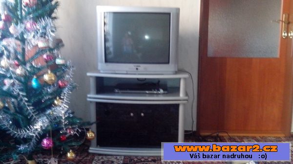 TV stolek