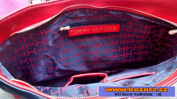 Kabelky Tommy Hilfiger