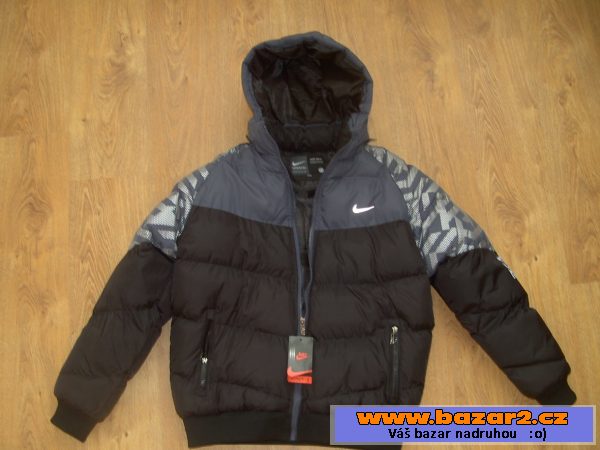 Nike zimní nová (XL)
