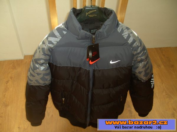 Nike zimní nová (XL)