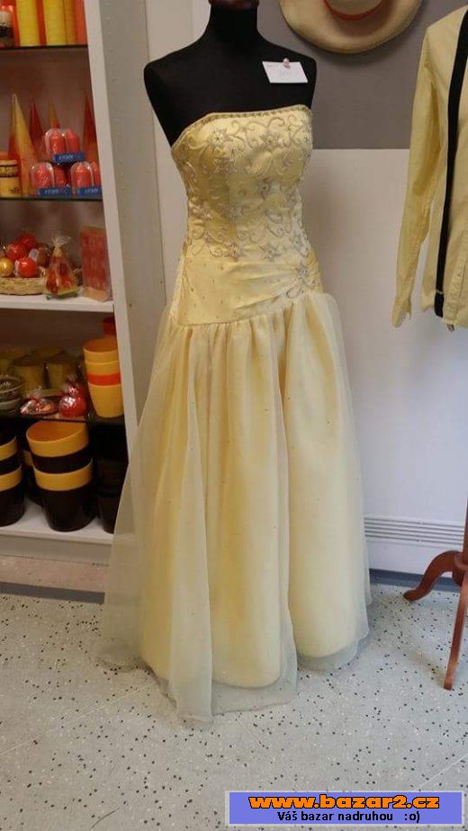 Společenské princeznovské šaty