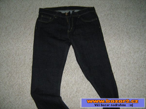 Prodám novou bundu a jeans skate