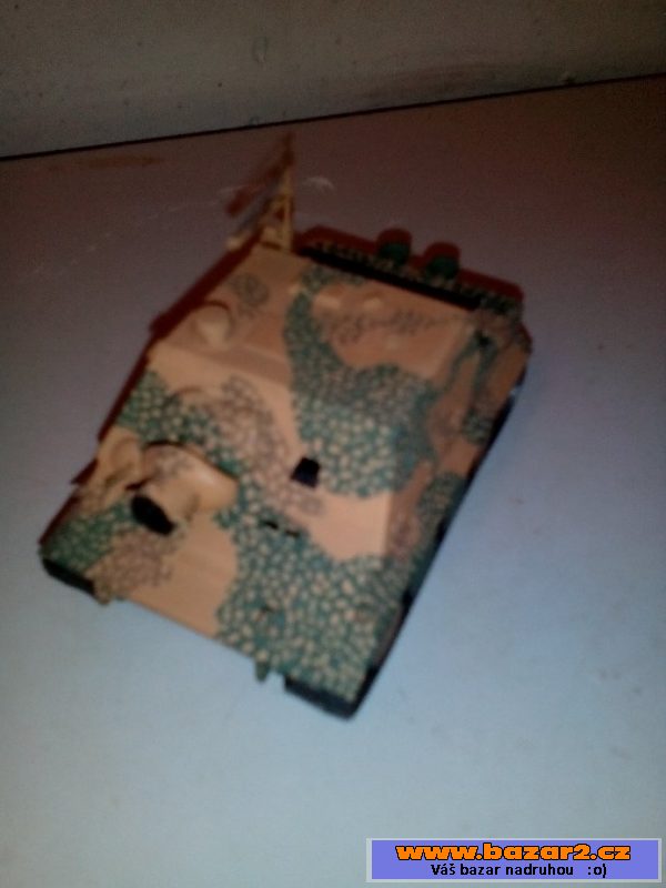 Pozemní technika 1/72