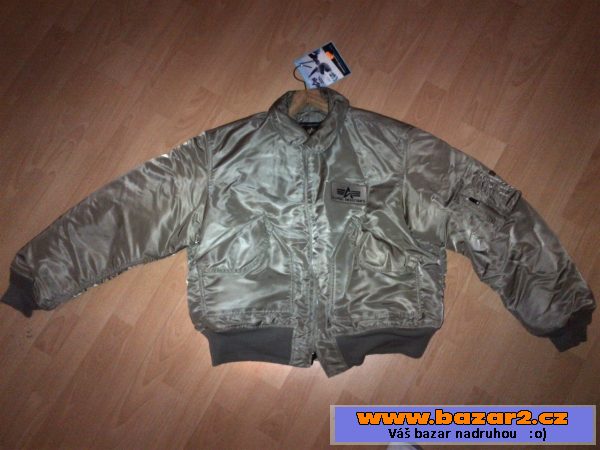 Legendární Alpha Industries CWU 45