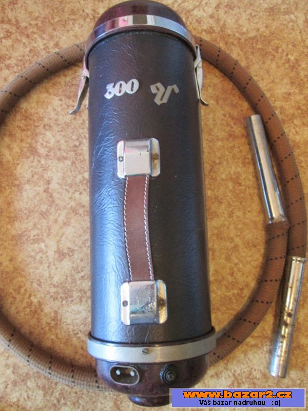Historický vysavač AEG Vampir 300