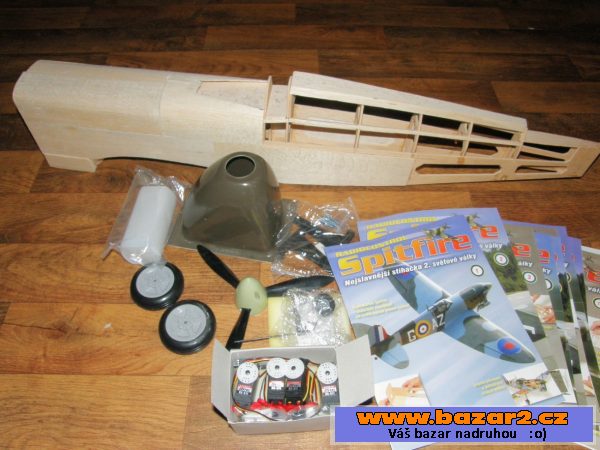 Model Letadla Spitfire měřítko 10:1