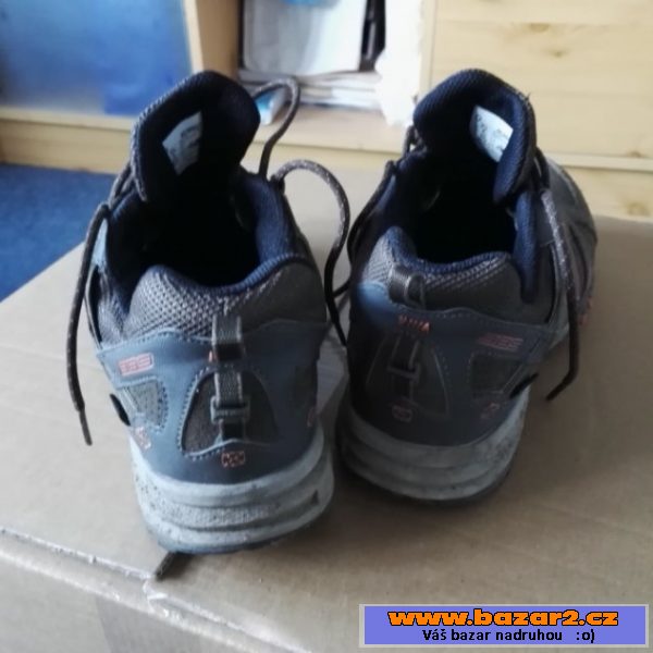 Prodám New Balance MO989GT v perfek