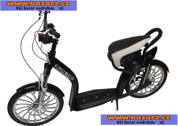 Motorová koloběžka Crosco s 4T motorem 49 ccm