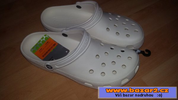 crocs bílé 12