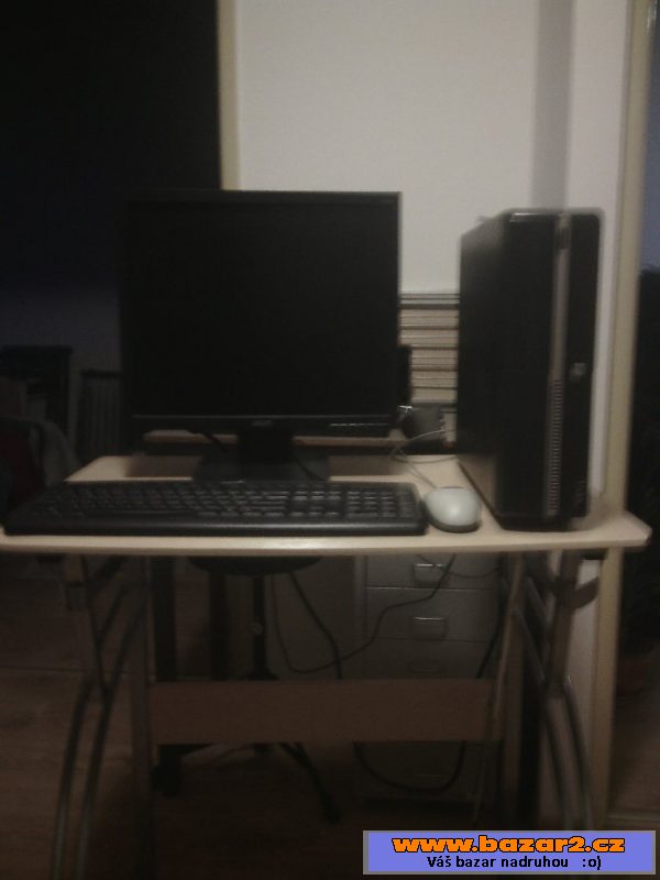 Komplet PC sestavu IBM Windows XP