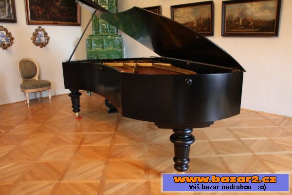 Klavír Bosendorfer Model 1 (282 cm)