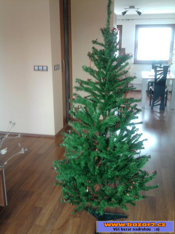  Vánoční stromek umělý,výška 180 cm