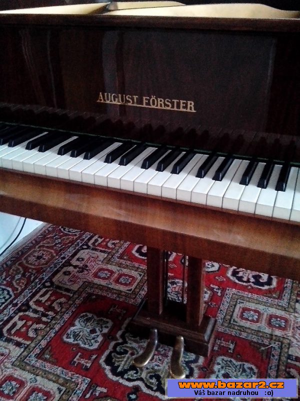Klavír August Foerster