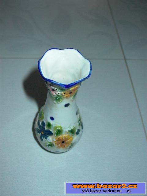 Stará porcelánová vázička