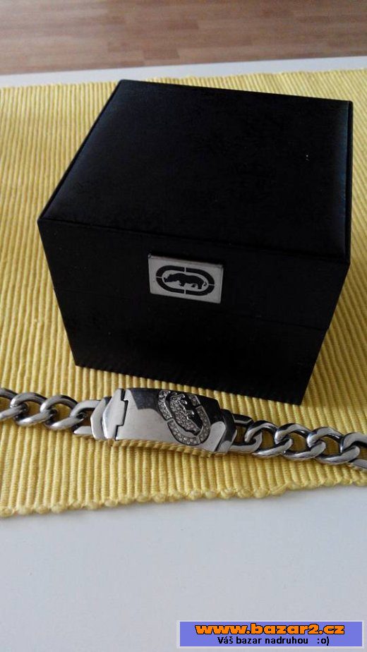 Hodinky z USA Marc Ecko