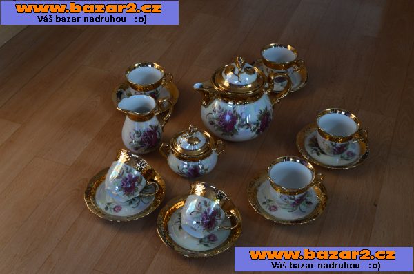 porcelánový servis