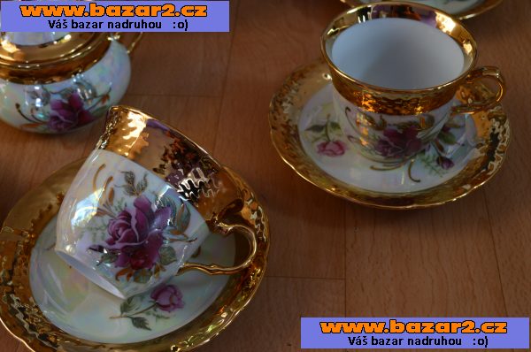 porcelánový servis