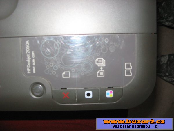Tiskárnu HP 2050A levně