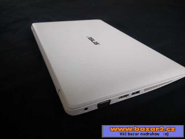 Asus X200M zánovní