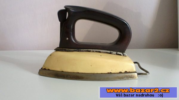 Retro žehlička