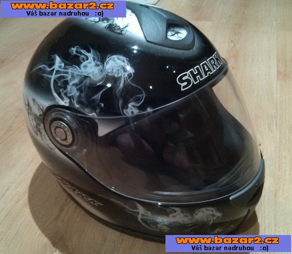 Přilba SHARK RSF 3 - verze SMOKE vel. M QC 38 - 1500 g 