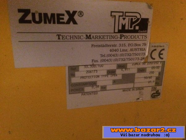 Zumex Speed citrus juicer 