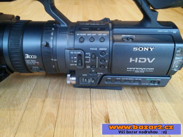 Skvělá videokamera Sony HDR-FX1E