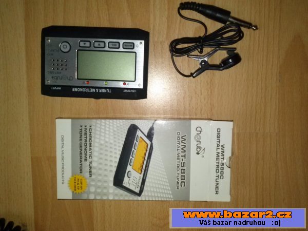 Cort GE1SB + digitalmetro-tuner WMT