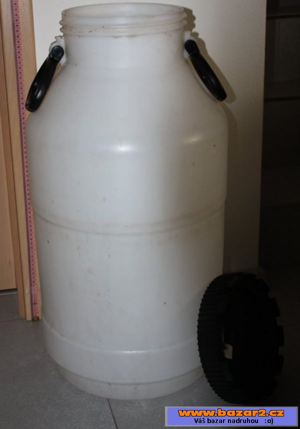 plastový sud 50l s víkem