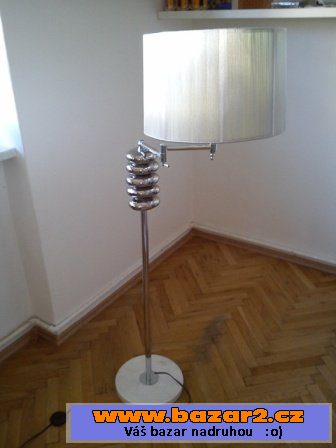 Lampa stojací designová