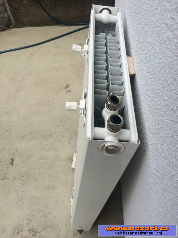 Radiator ve výborném stavu levně!