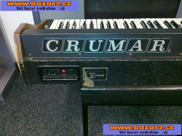 prodám sintezátor crumar performer