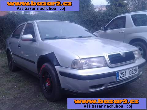  Prodam Škoda Octavia 1.6 benzín r.v-1997 na náhradní díly