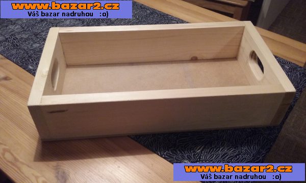 Dřevěná smrková bedna