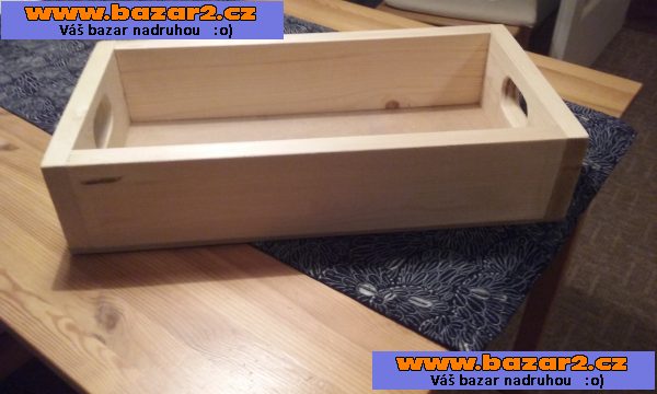 Dřevěná smrková bedna
