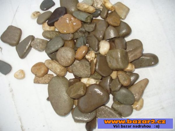 Štěrk říční oblázky vel. 35-120mm