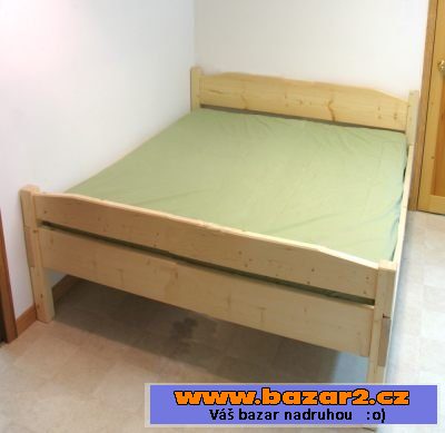 Nábytek dělaný na zakázku