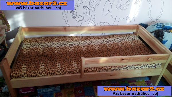 Dětská postel 160x70 + matrace+ rošt+ bariérka