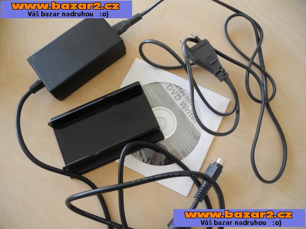 DVD vypalovačka Samsung SE-S184