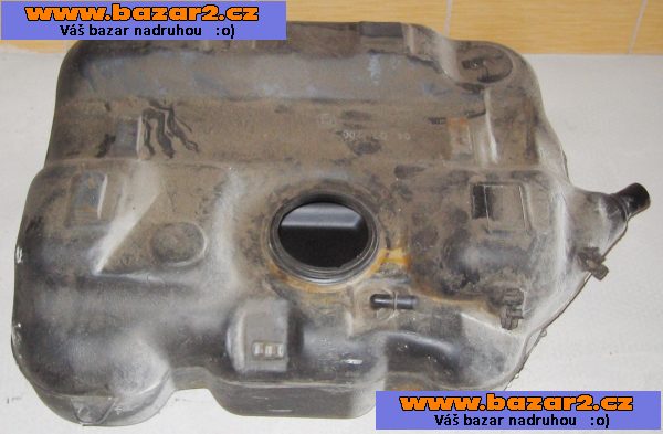 Nádrž Fiat Doblo 1,9,D r.v. 2013