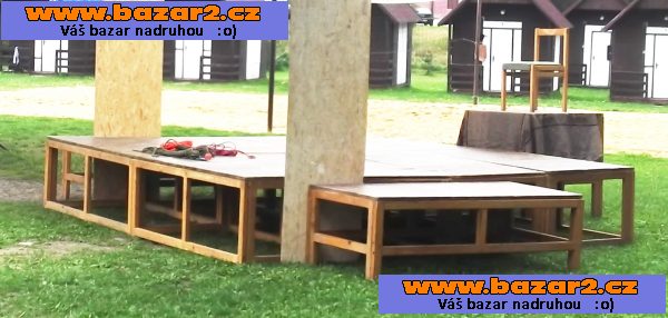 Podium_dřevěné_mobilní praktikabel